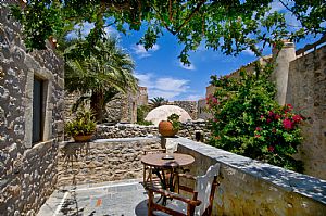 Two-Floor Suite No 16